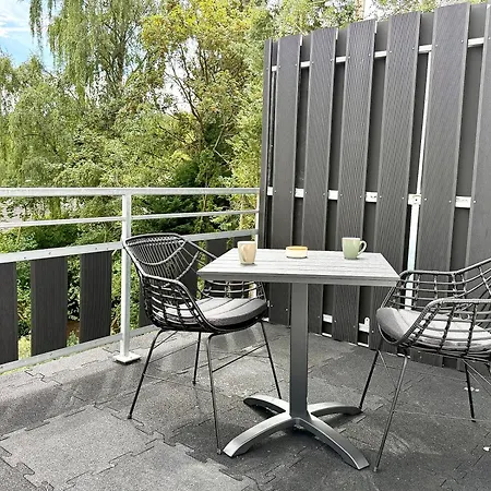 Altbauvilla - Stilvolles Mit Parkplatz Ii Appartamento Kassel
